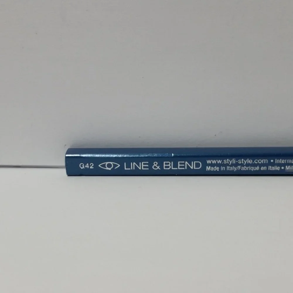 2 Styli Style Waterproof Eye Liner Blue